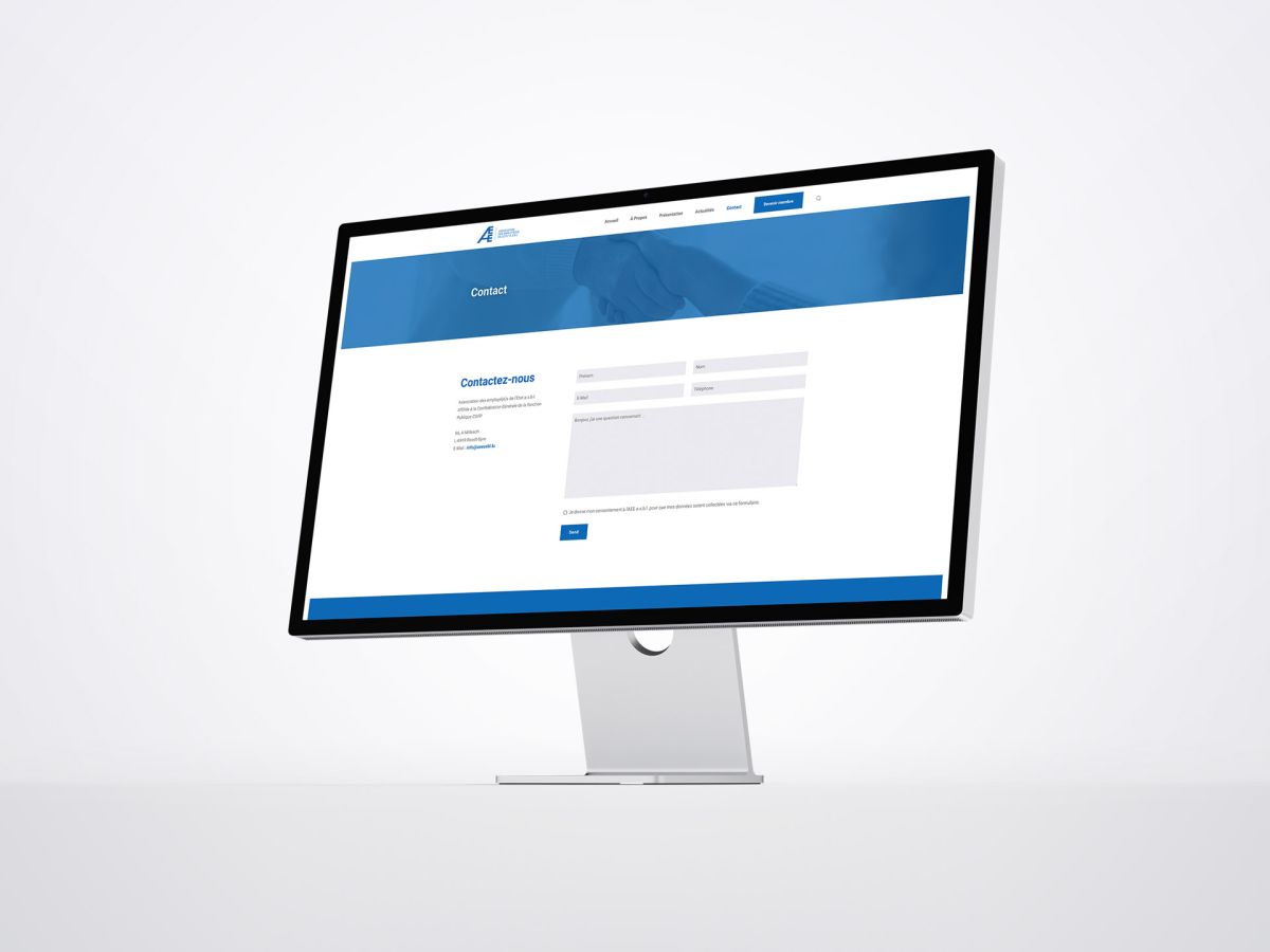 iMac showing the contact page with the contact form of AEE Asbl.